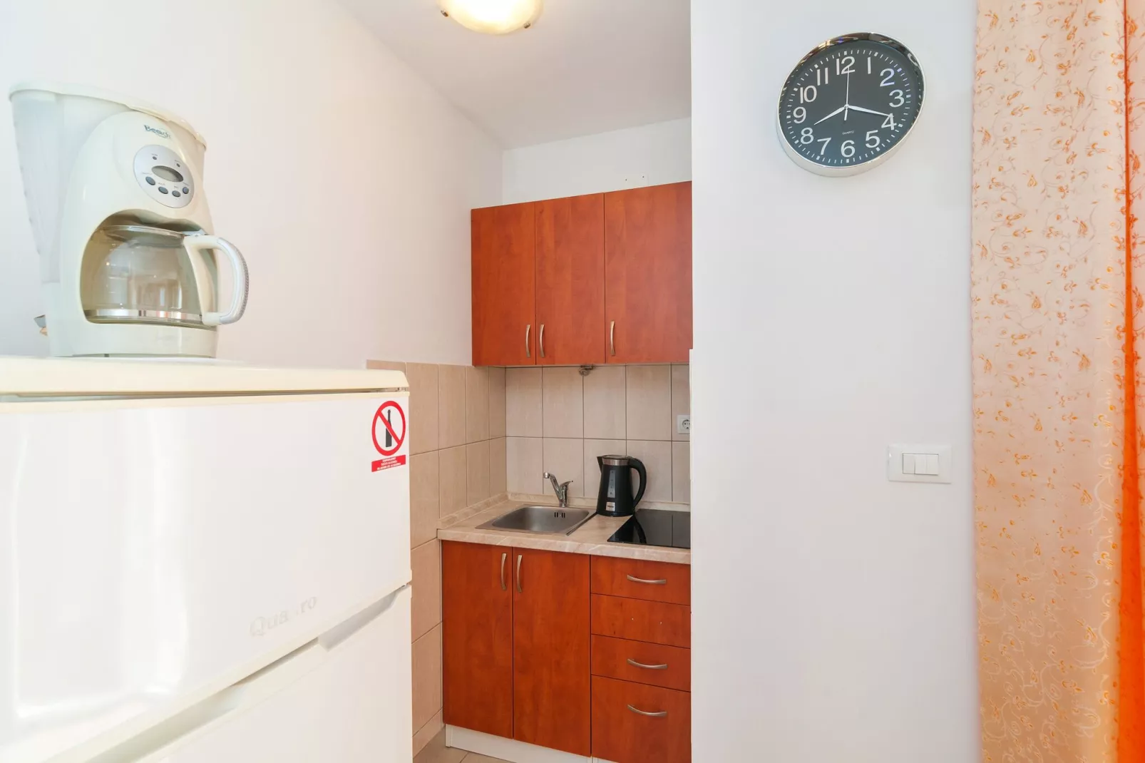 Apartments Island Beat - Two Bedroom Apartment with Balcony (A3) (ST)-Kitchen