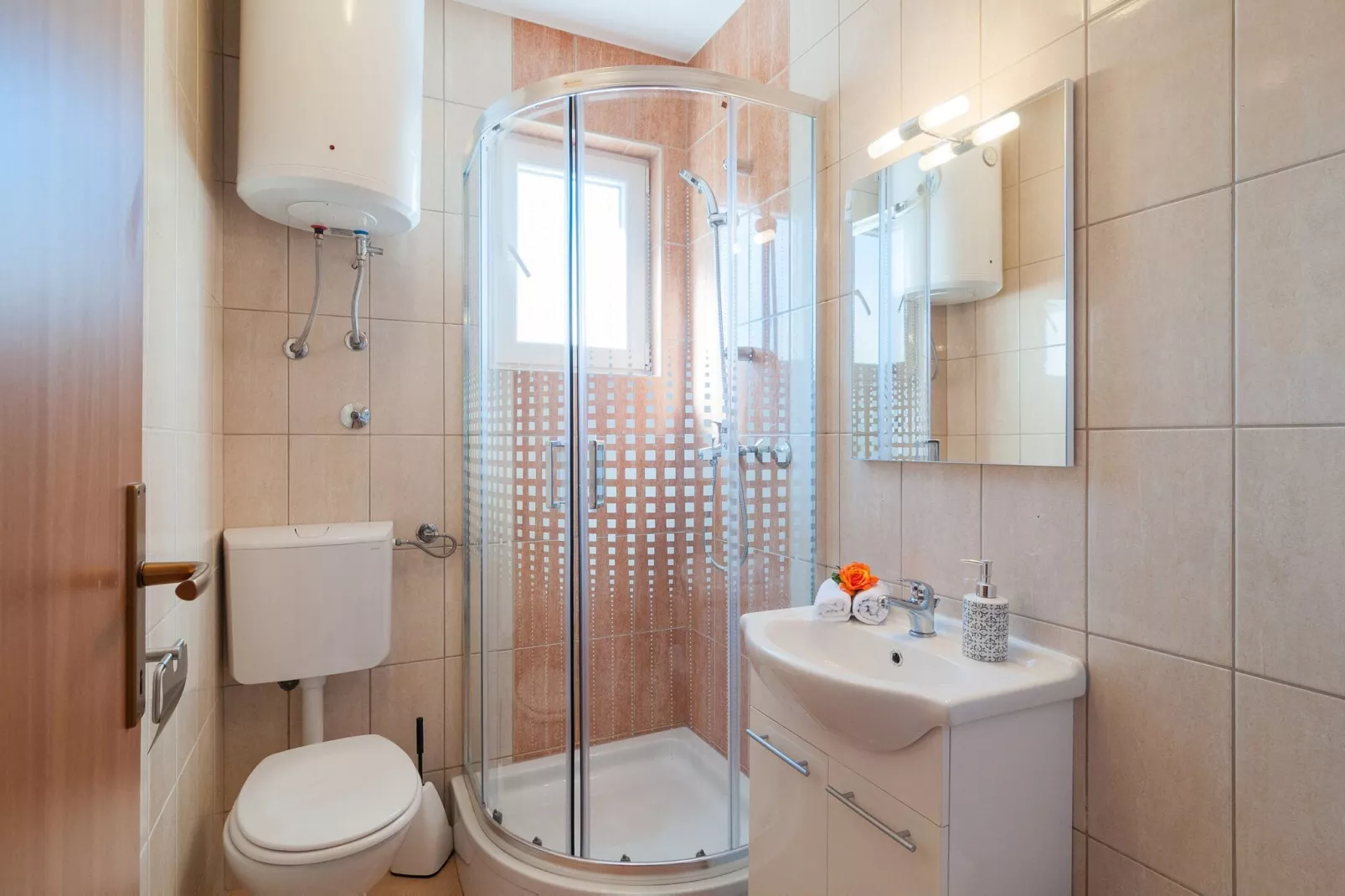 Apartments Island Beat - Two Bedroom Apartment with Balcony (A6) (ST)-Bathroom