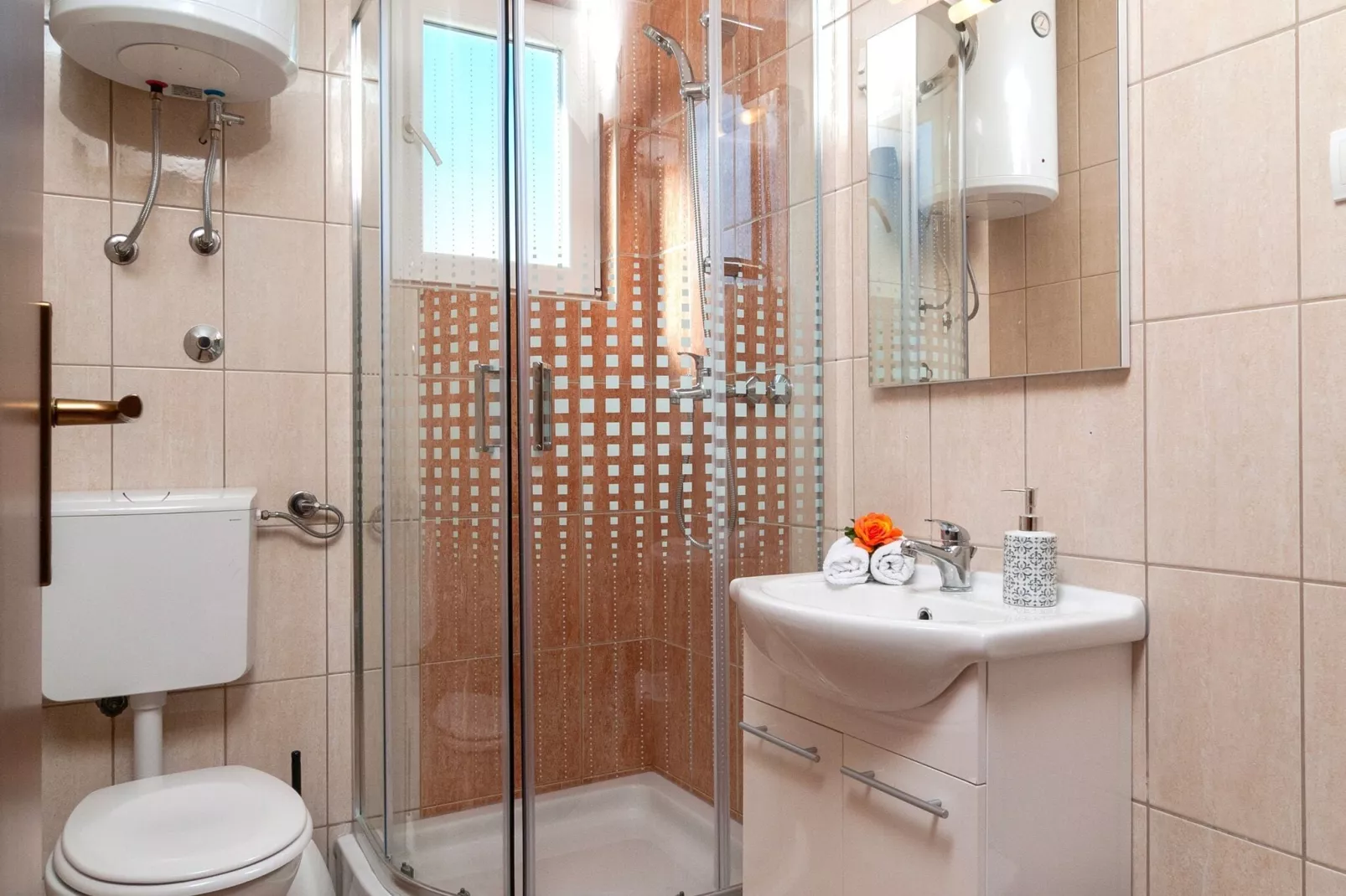 Apartments Island Beat - Two Bedroom Apartment with Balcony (A6) (ST)-Bathroom
