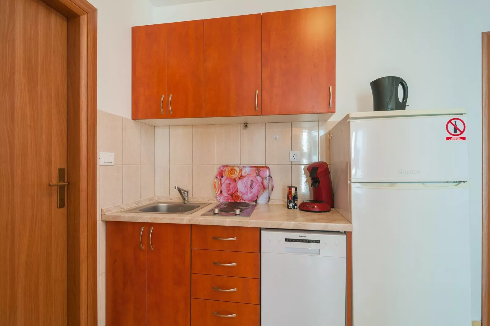 Apartments Island Beat - One Bedroom Apartment with Balcony and Sea View (A7) (ST)-Kitchen