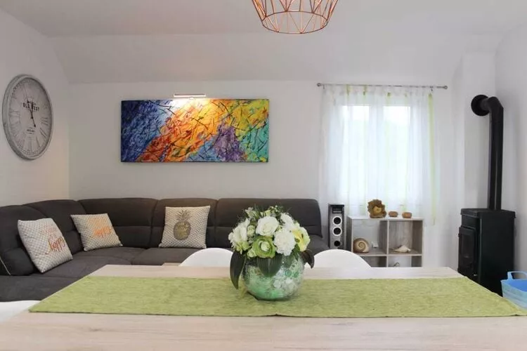 Holiday Home Ela - Three Bedroom Holiday Home with outdoor Pool (ST)-Salon
