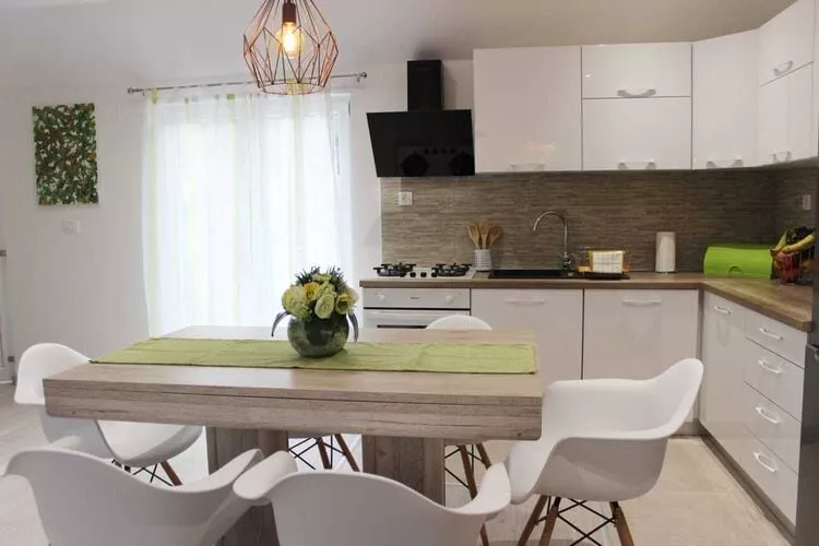 Holiday Home Ela - Three Bedroom Holiday Home with outdoor Pool (ST)-Salle à manger