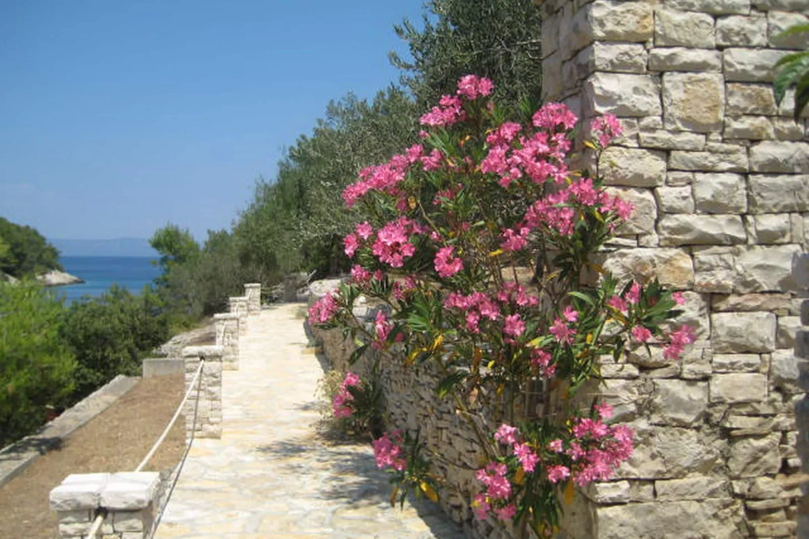 Stone House Mia - Two Bedroom Stone House with Terrace and Sea View-Extérieur
