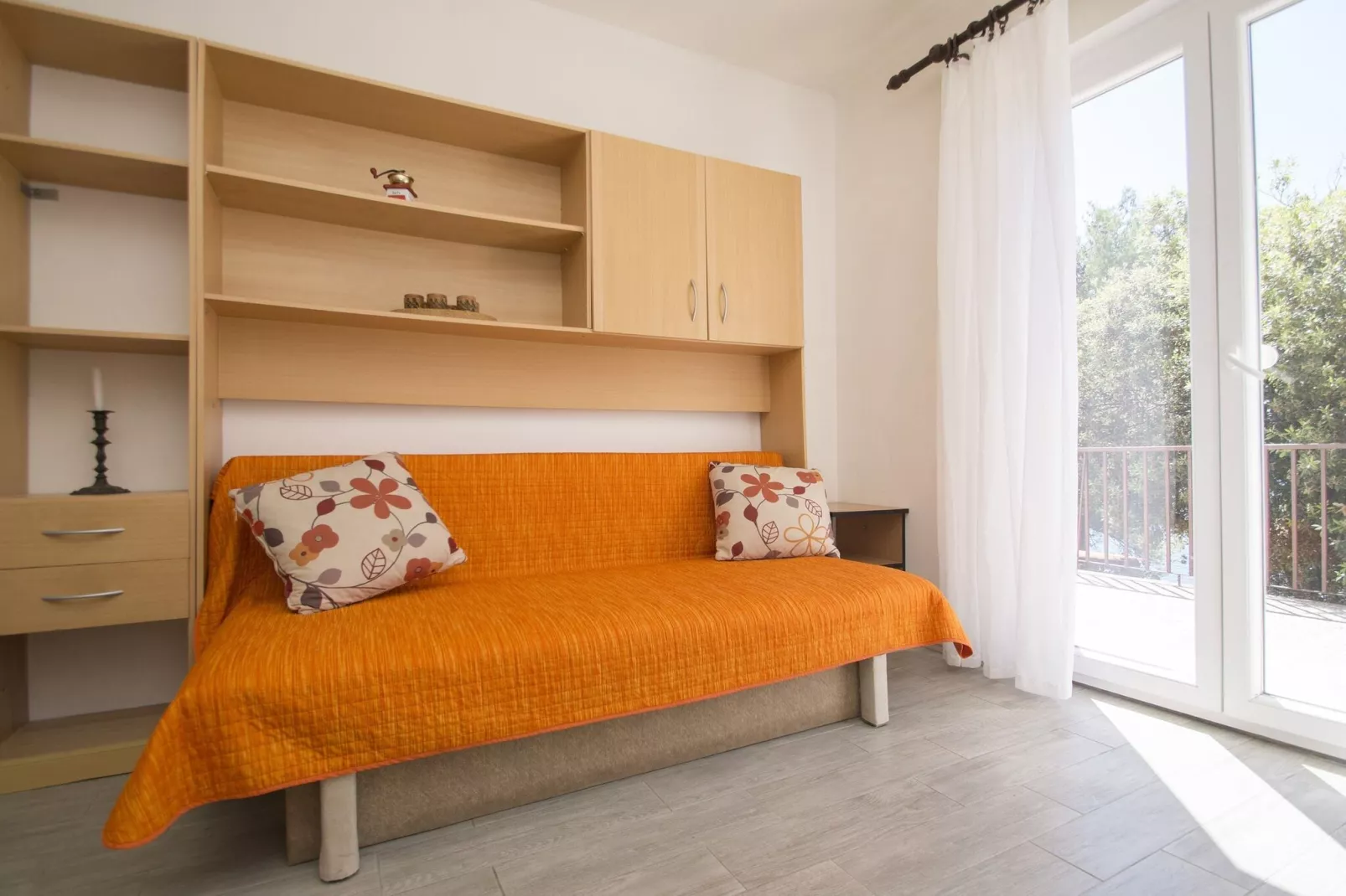 Seafront Apartment Dana - Two Bedroom Apartment with Terrace and Sea View-Living room