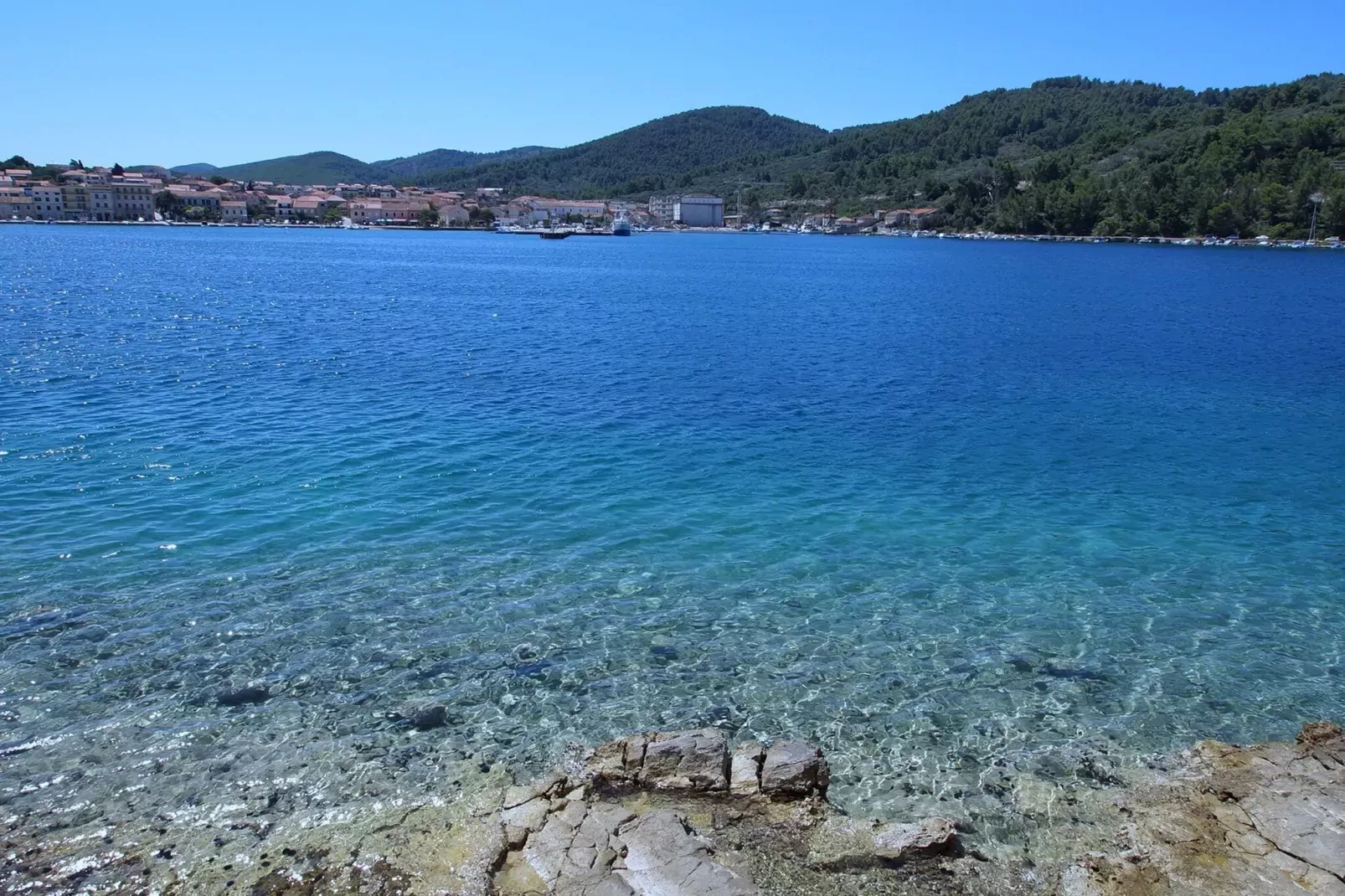 Seafront Apartment Dana - Two Bedroom Apartment with Terrace and Sea View-Atmosphere