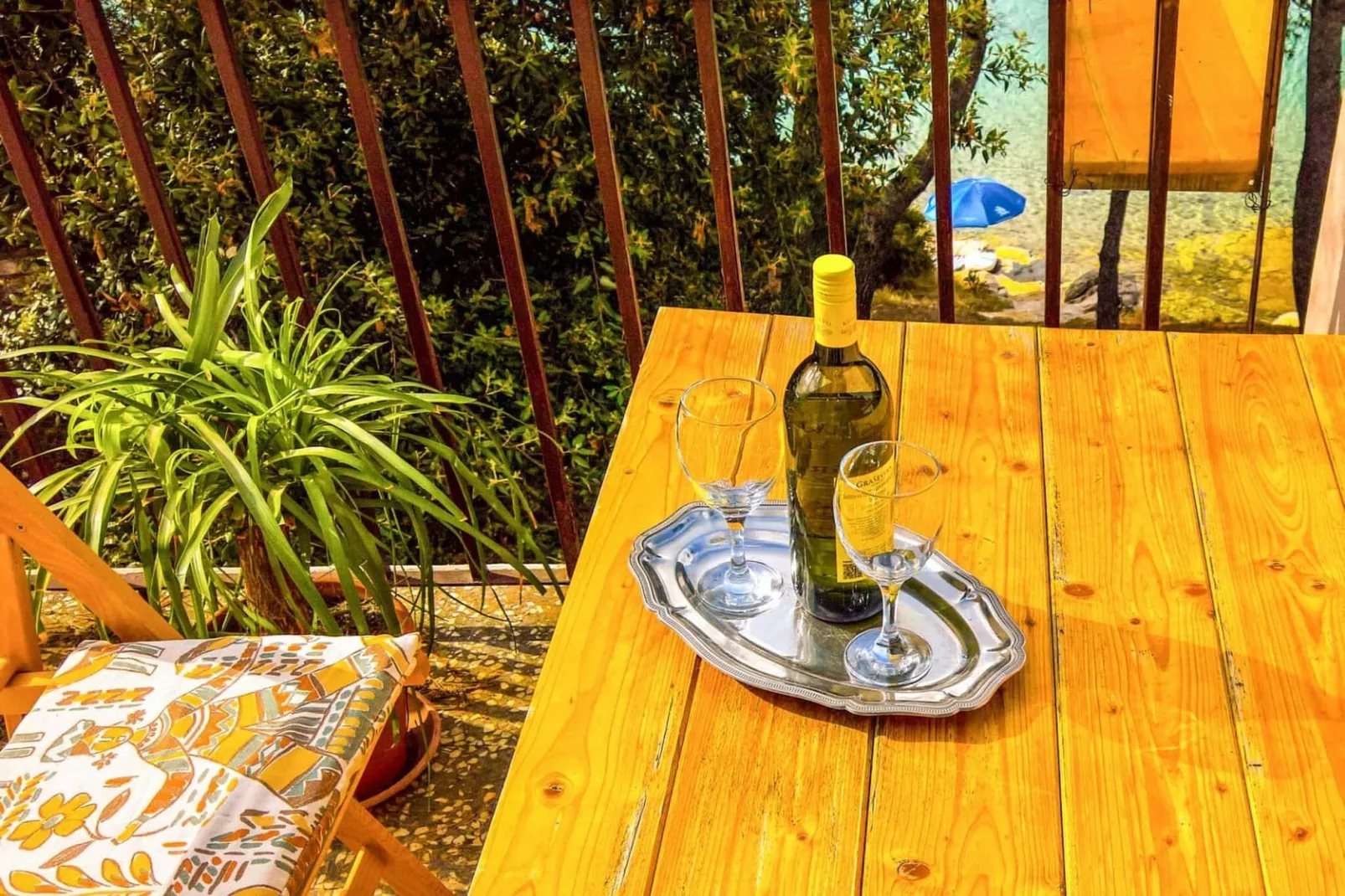 Seafront Apartment Dana - Two Bedroom Apartment with Terrace and Sea View-Terrace