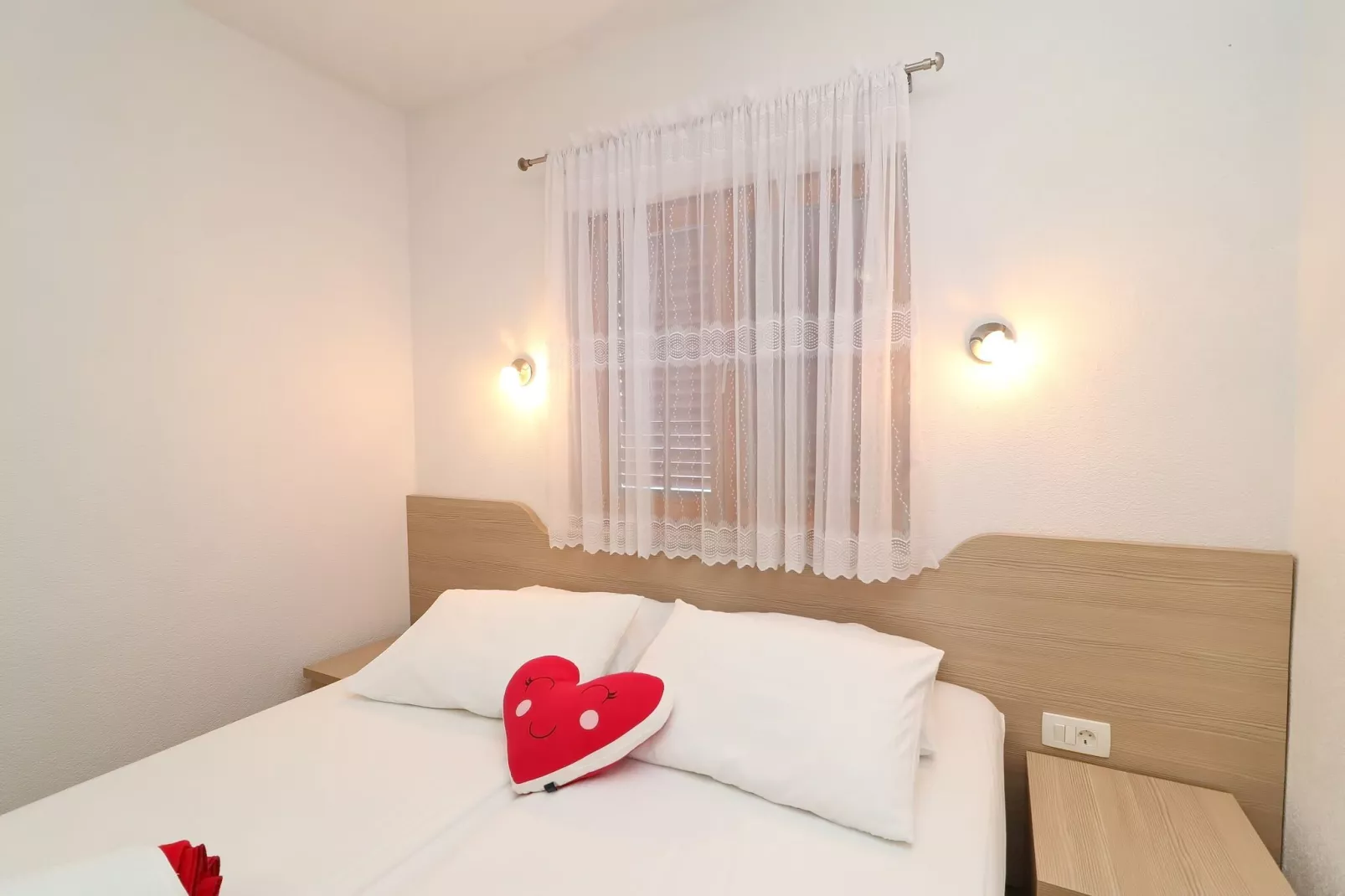 Seaside Apartments Hrkać - Comfort One Bedroom Apartment with Terrace and Sea View 1-Bedroom