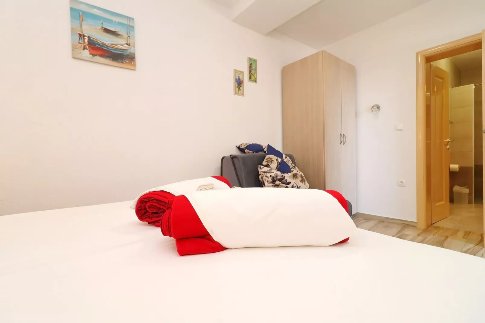 Seaside Apartments Hrkać - Comfort One Bedroom Apartment with Terrace and Sea View 1-Bedroom