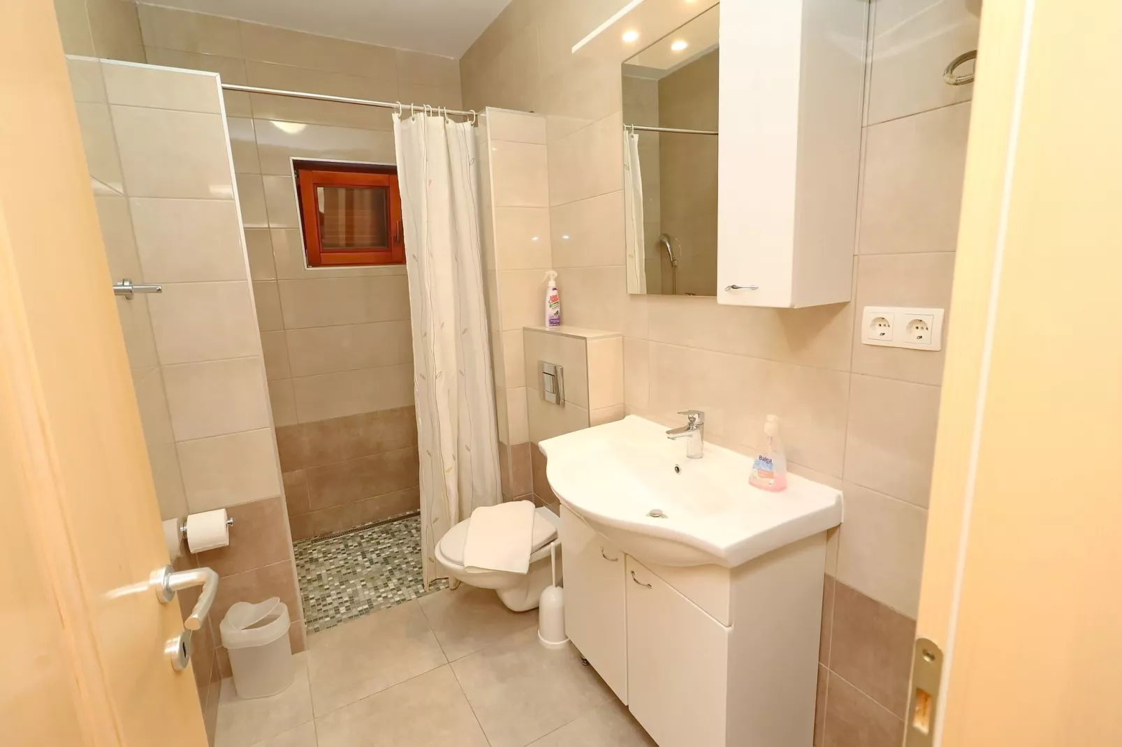 Seaside Apartments Hrkać - Comfort One Bedroom Apartment with Terrace and Sea View 1-Bathroom