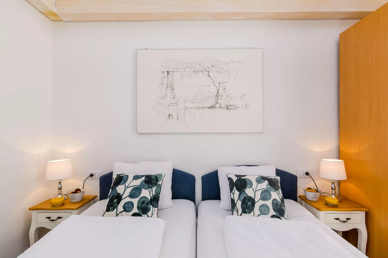 Midtown Apartments - One Bedroom Apartment with City view-Schlafzimmer
