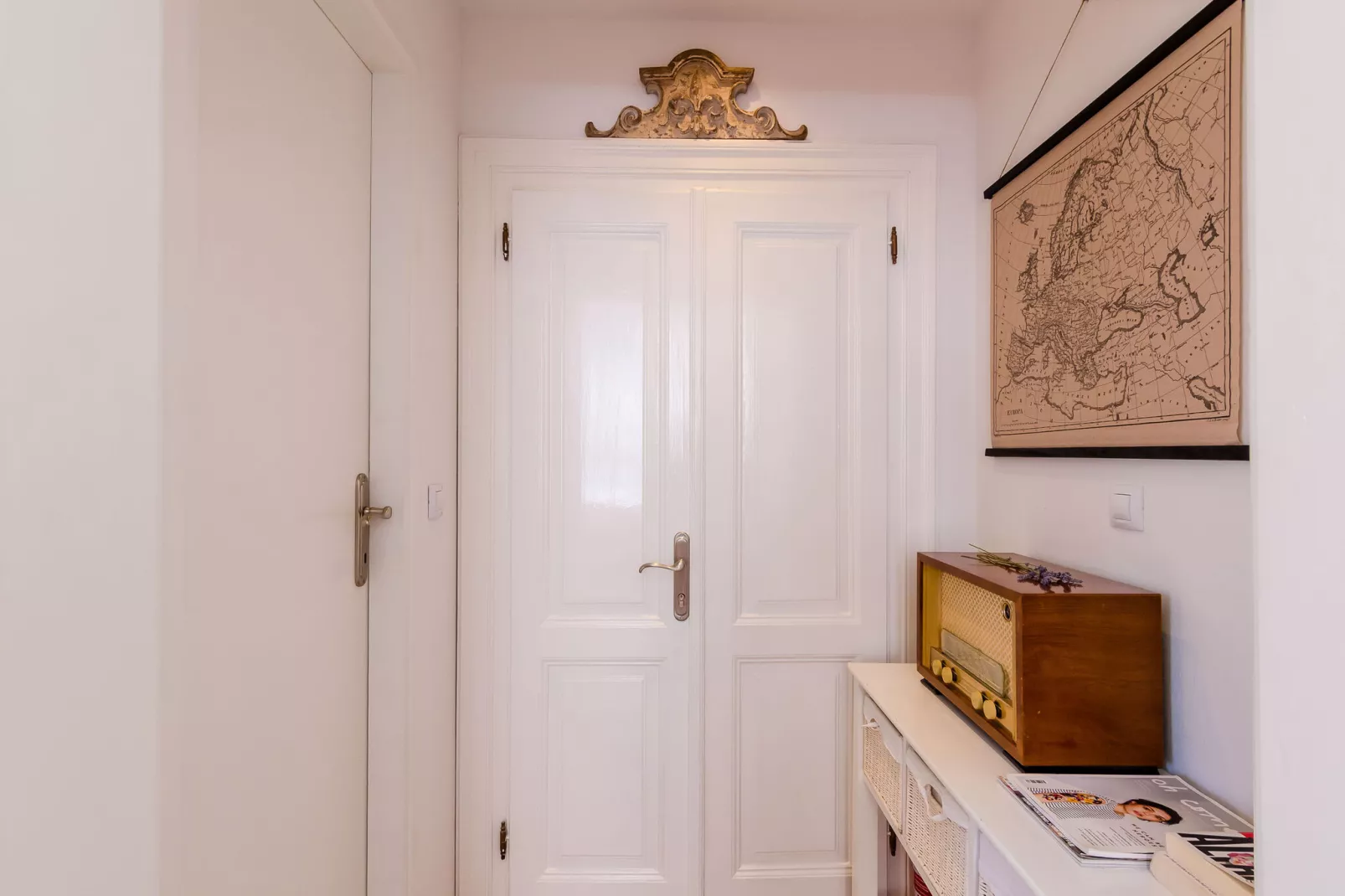 Midtown Apartments - One Bedroom Apartment with City view-Innen