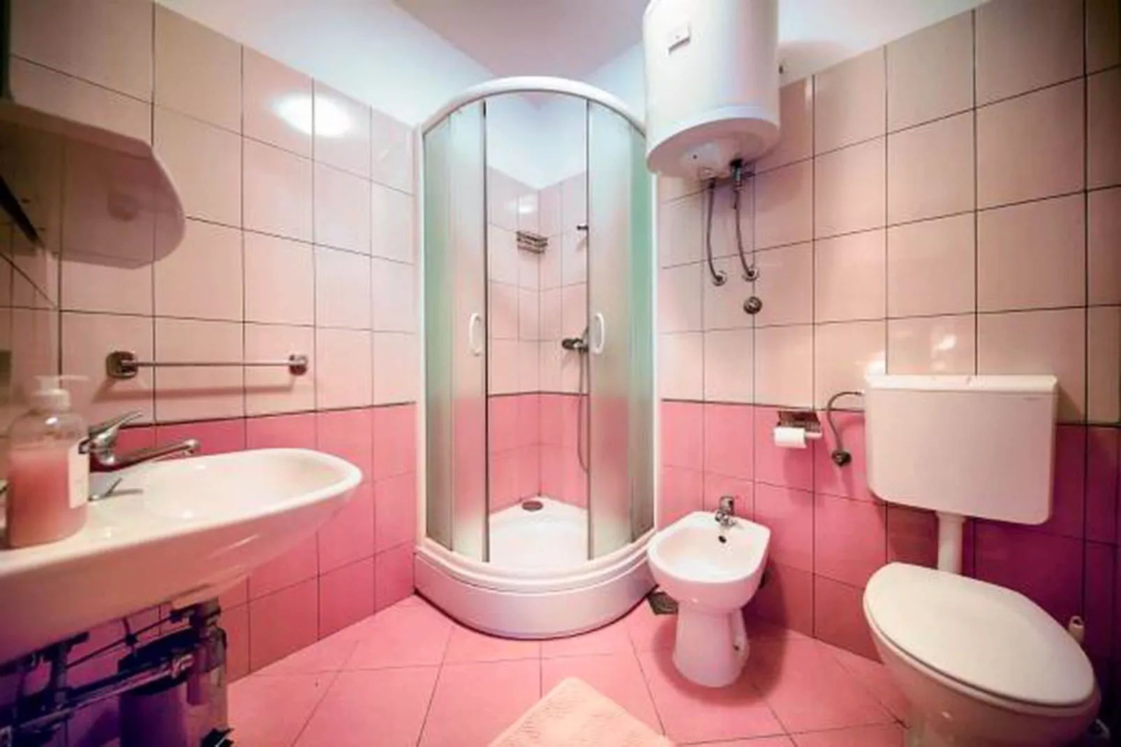 Apartments Bruna Lastovo-One Bedroom Apartment with Balcony and Sea View-Vanilija-Bathroom
