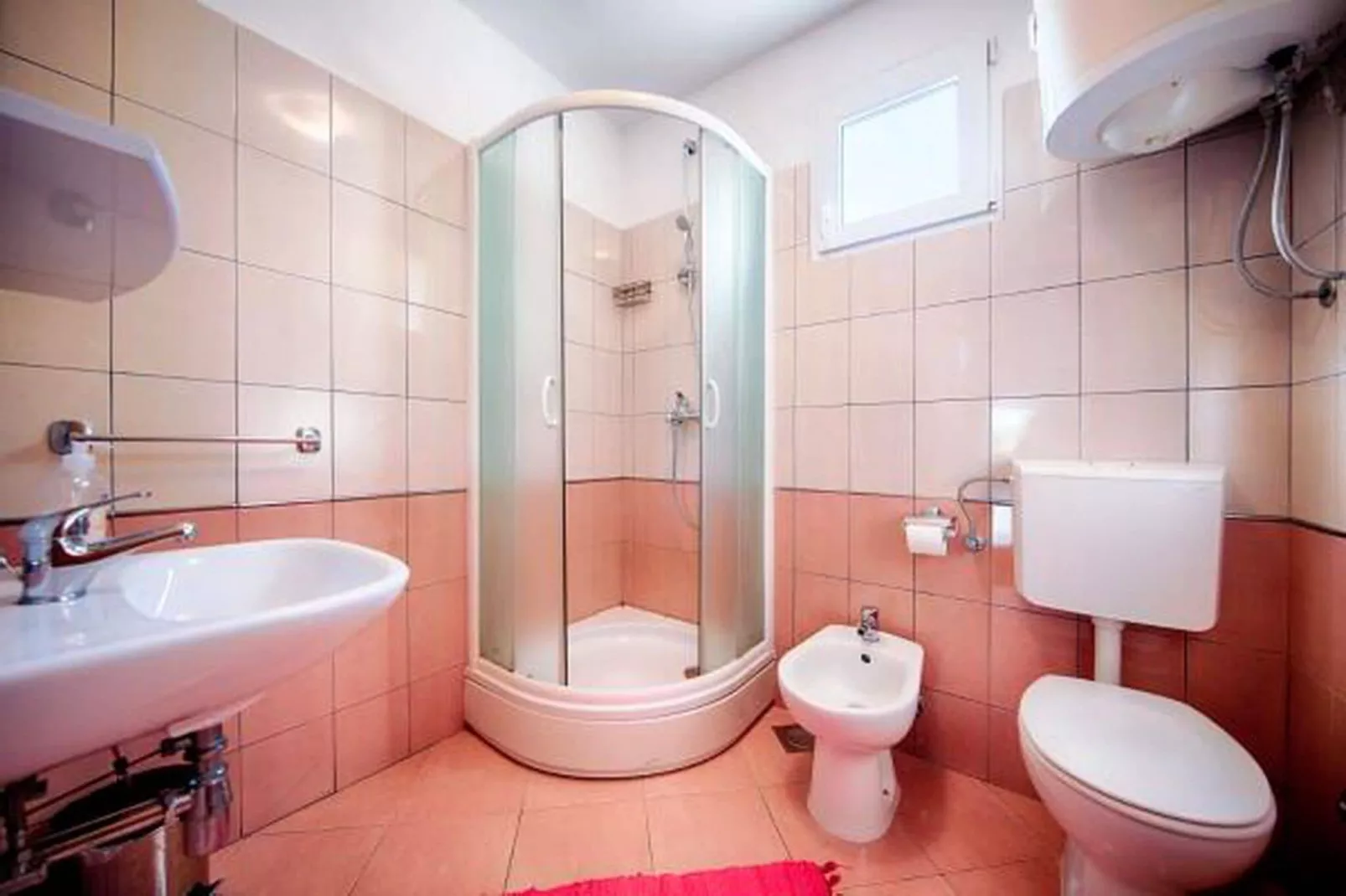 Apartments Bruna Lastovo-Standard One Bedroom Apartment with Balcony and Sea View-Crveni-Bathroom