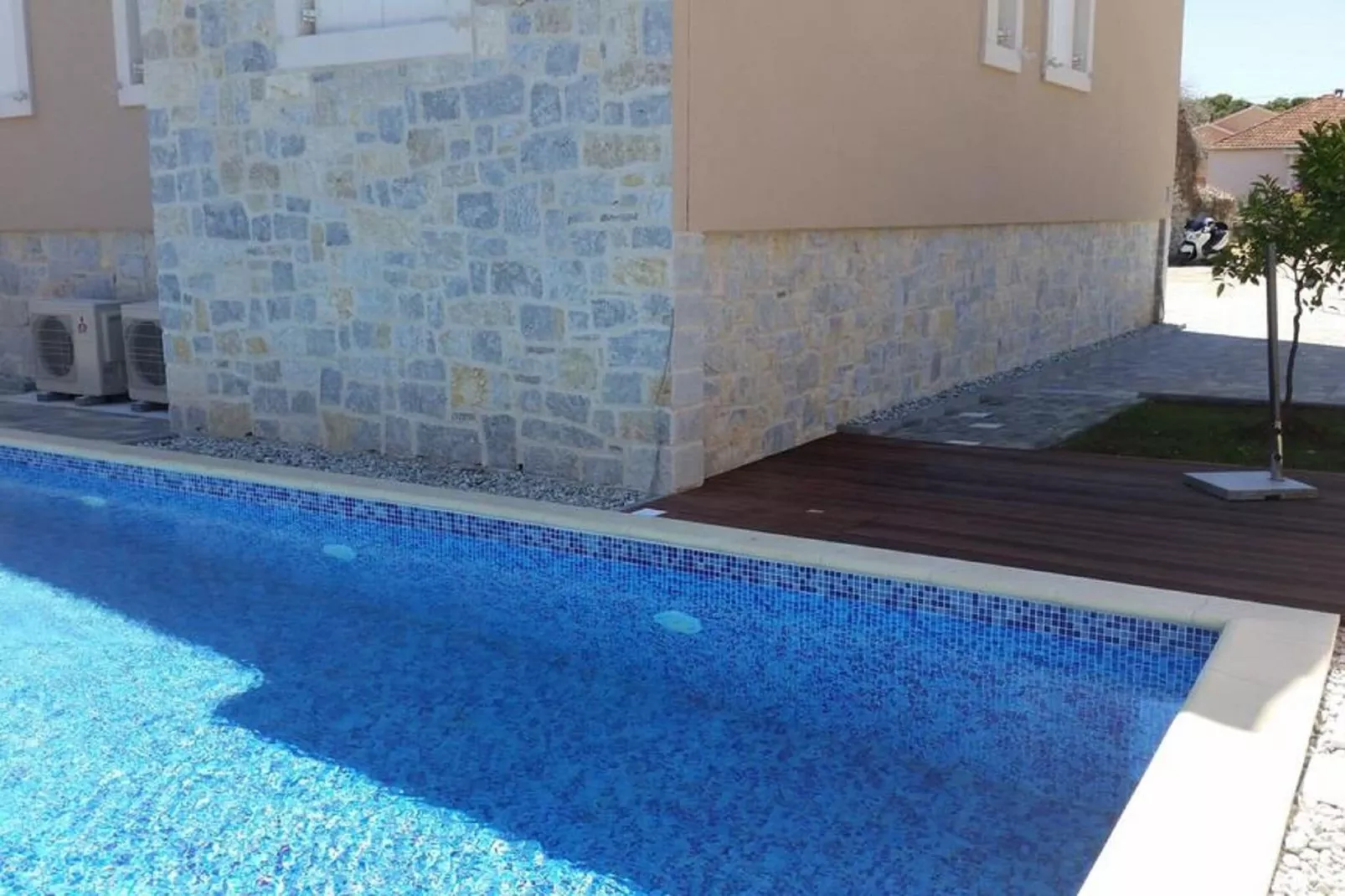Apartments Villa Rustica (ST) - Two-Bedroom Apartment with Balcony and Shared Pool (prizemlje)-Pool