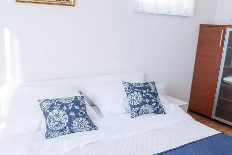 Apartment Josip - One Bedroom apartment-Bedroom