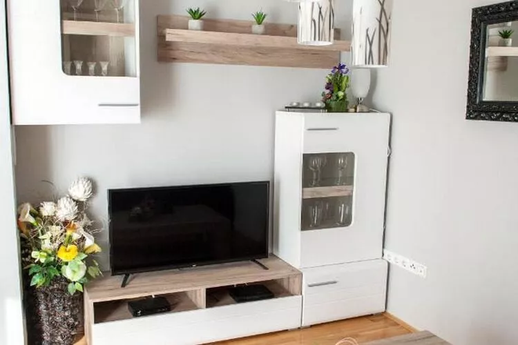 Apartment Josip - One Bedroom apartment-Indoor