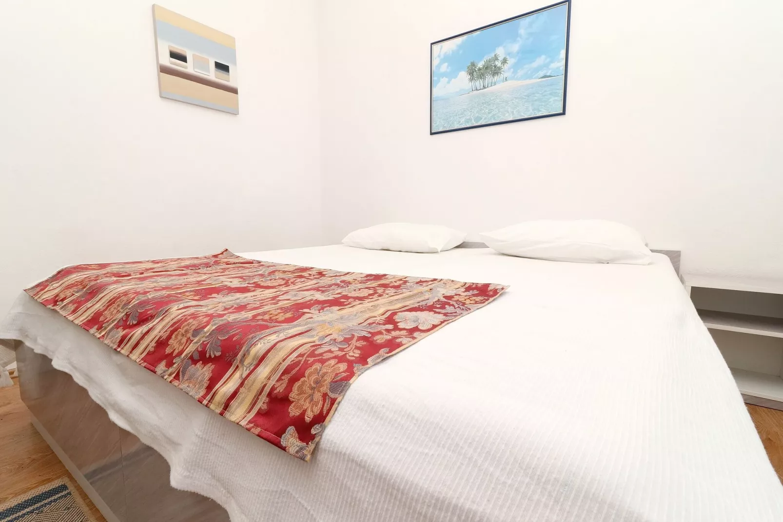 Apartment Lepur Slano - Two-Bedroom Apartment with Terrace-Bedroom