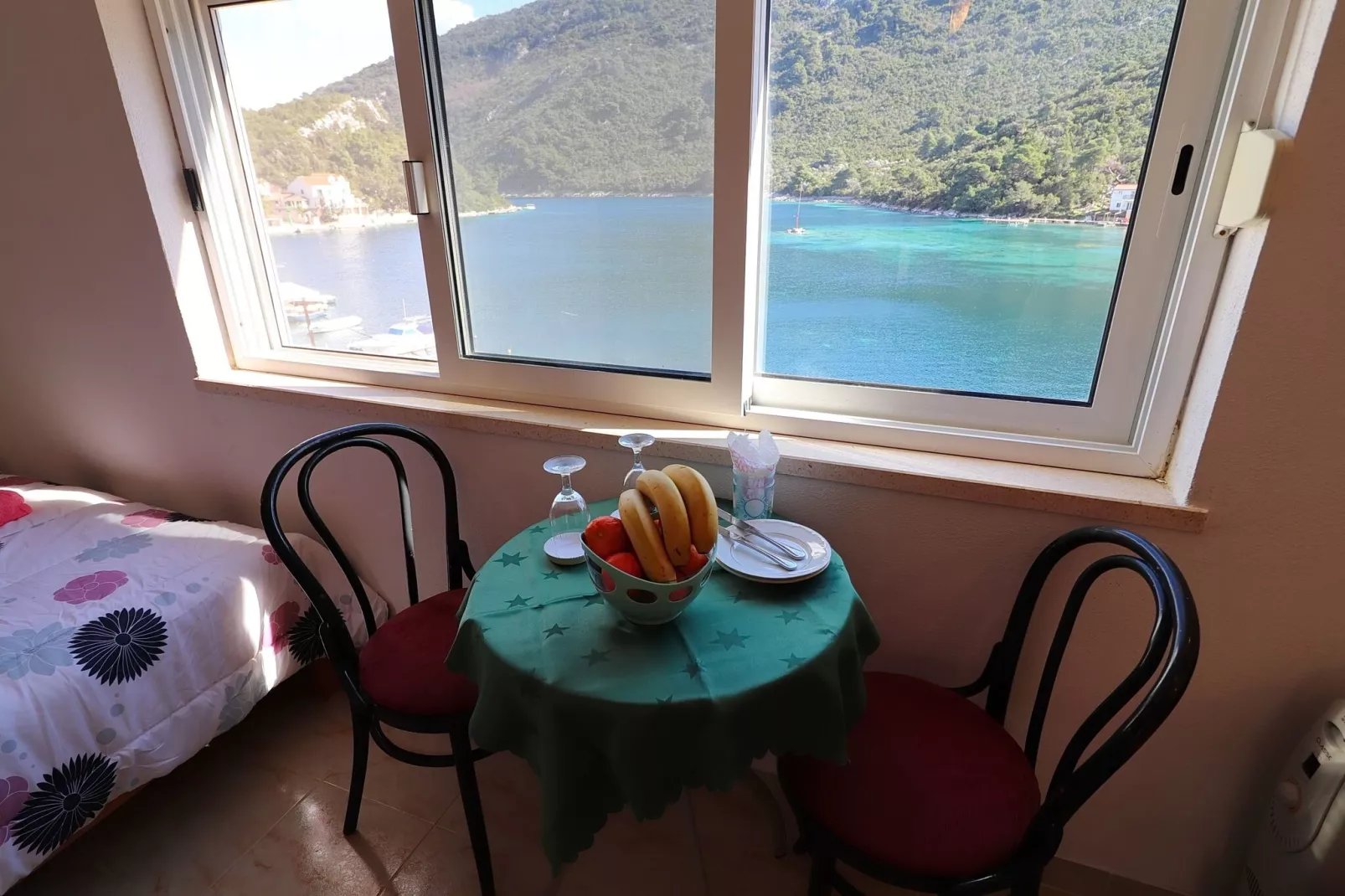 Apartment Belin Mljet - One Bedroom Apartment with Terrace and Sea View-Dining room
