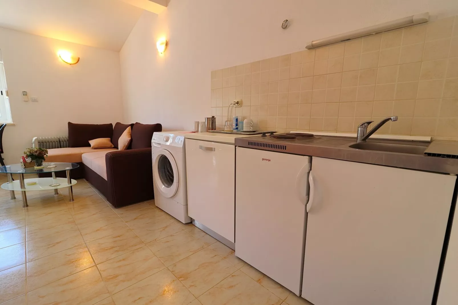 Apartment Belin Mljet - One Bedroom Apartment with Terrace and Sea View-Kitchen