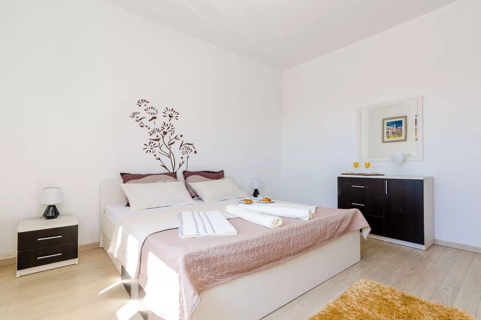 Villa Dragić- Four Bedroom Villa with Swimming Pool, Terrace and Sea View-Bedroom