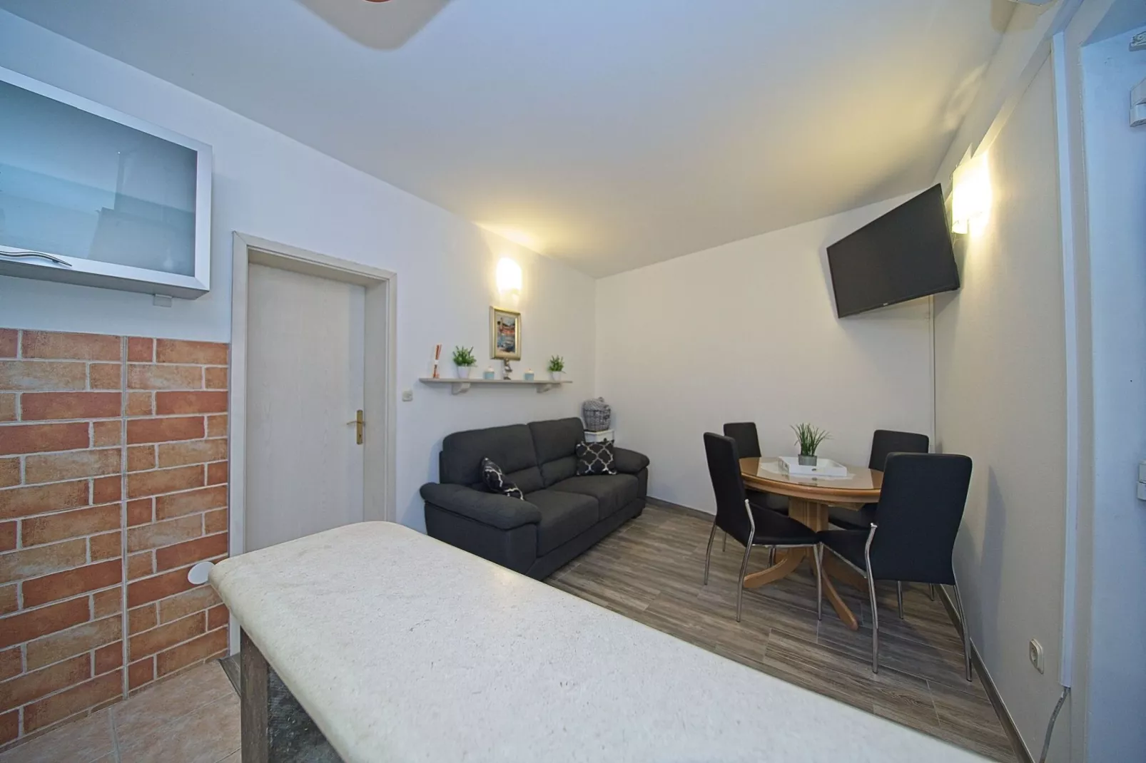 Apartment Alva - Two Bedroom Apartment with Terrace-Living room