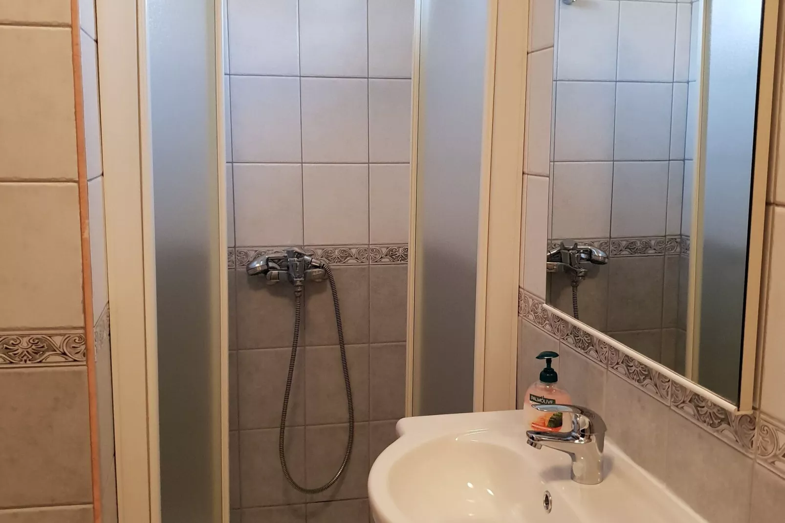 Apartment Tereza - Two Bedroom Apartment with Terrace-Salle de bain
