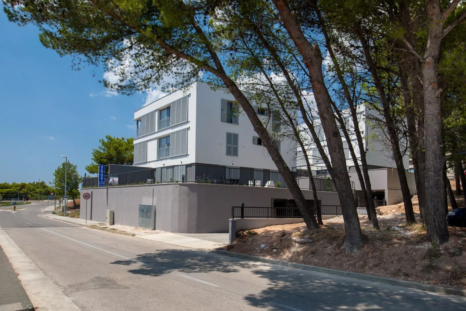 Apartments Dva Galeba - Standard One Bedroom Apartment with Terrace  (101)-Outdoor