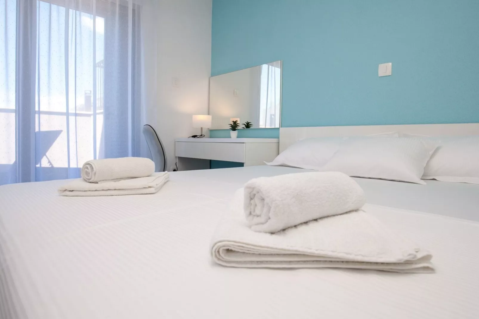 Apartments Dva Galeba - One Bedroom Apartment with Garden Terrace (202)-Chambre