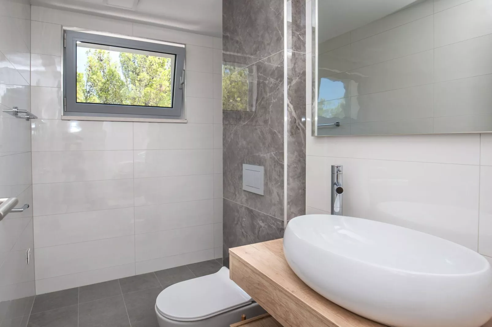 Apartments Dva Galeba - Comfort One Bedroom Apartment with Sea View (205)-Salle de bain