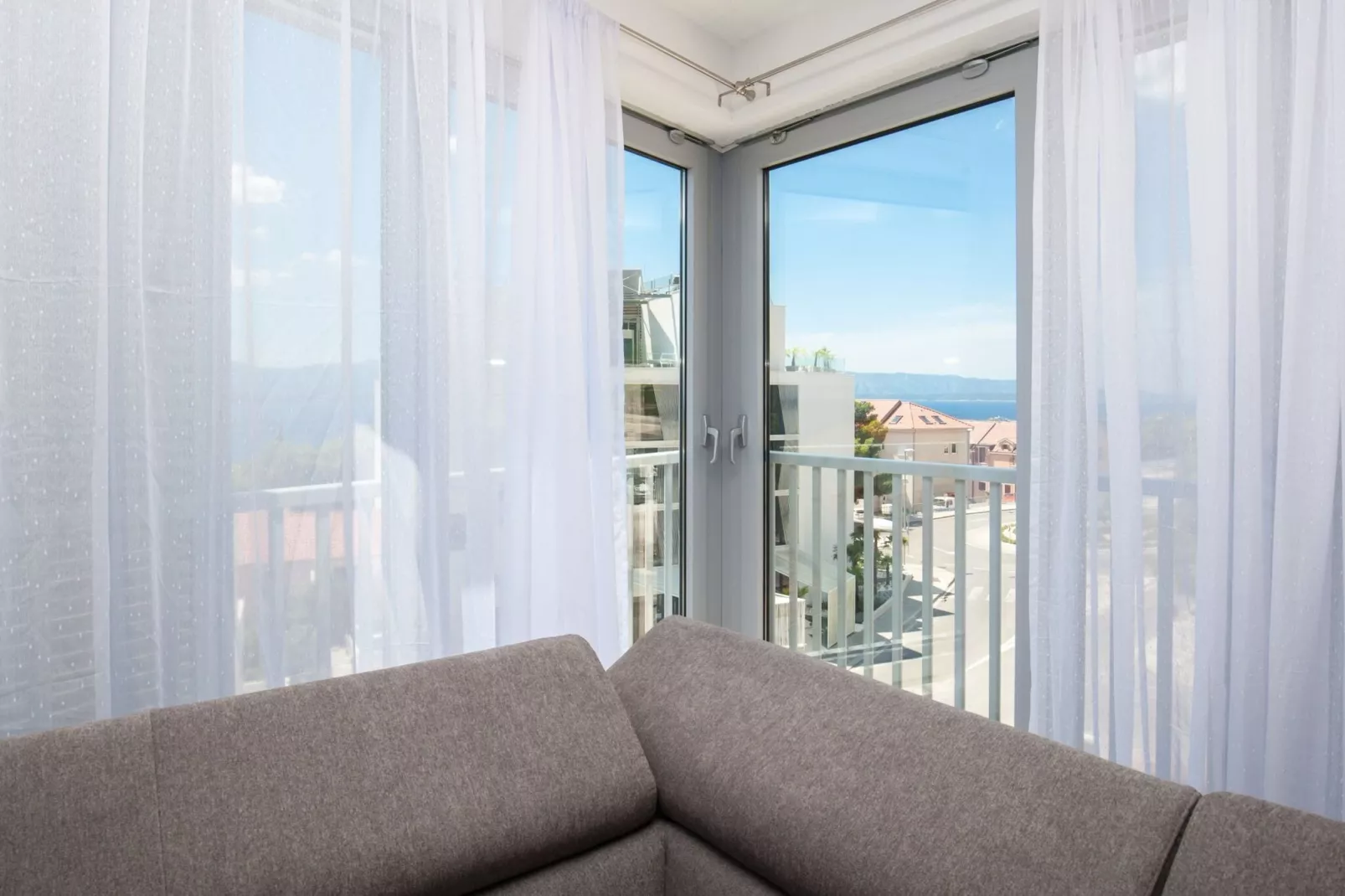 Apartments Dva Galeba - One Bedroom Apartment with Sea View (206)