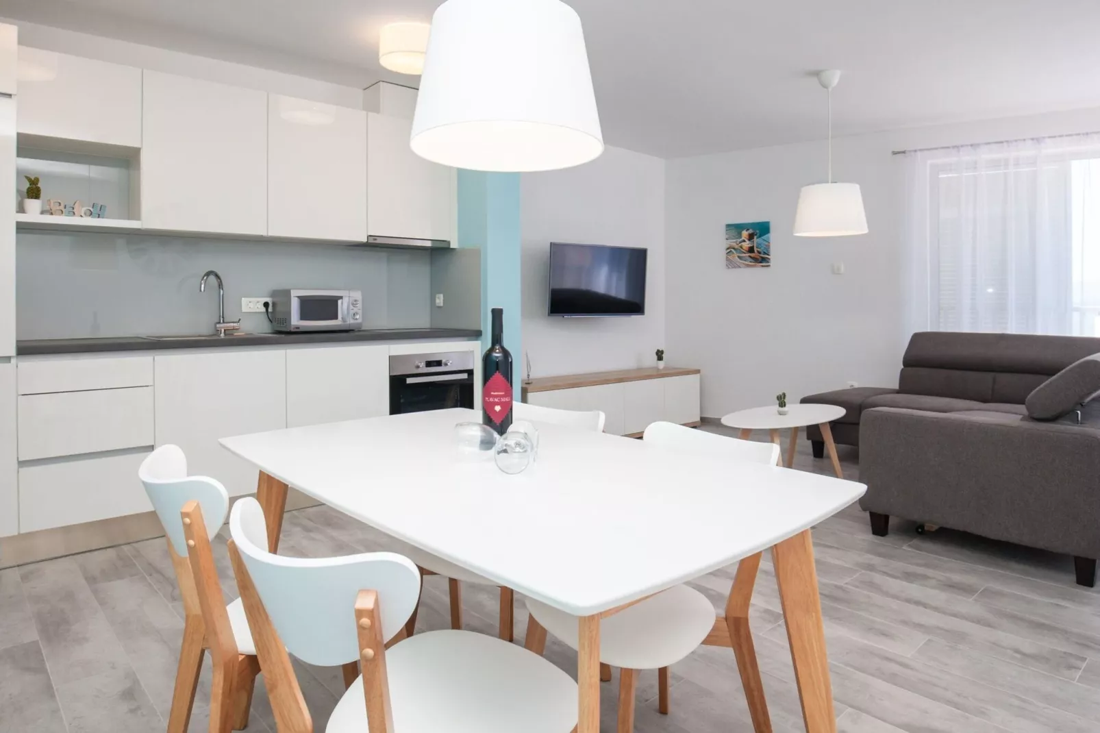Apartments Dva Galeba - One Bedroom Apartment with Sea View (206)-Indoor