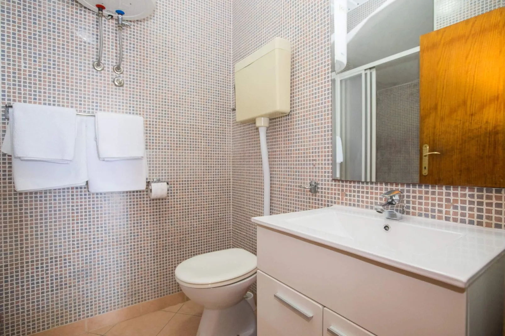 Apartments Vidak - One Bedroom Apartment with Terrace and Sea View - (A1)-Bathroom