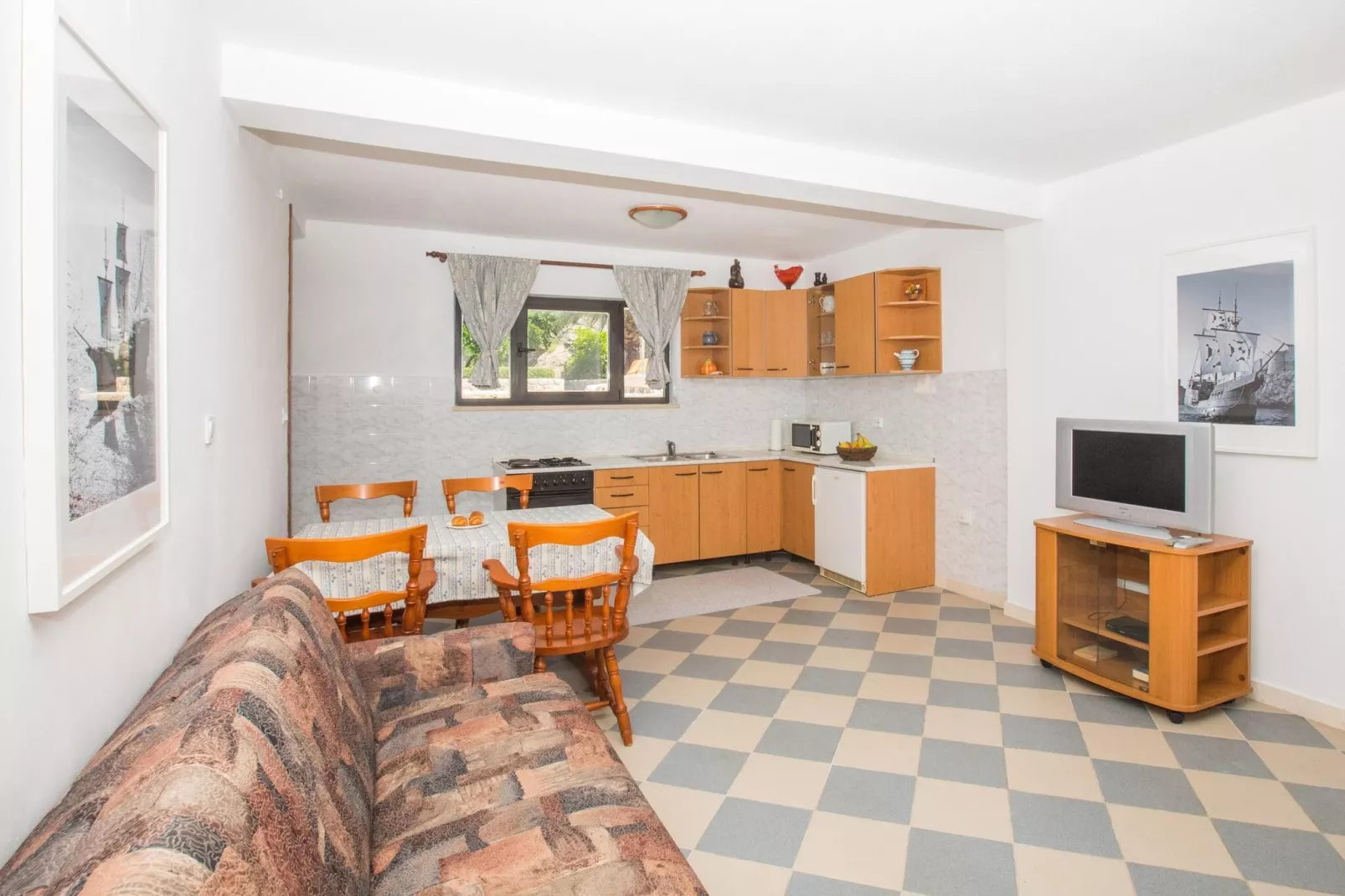Apartments Vidak - One Bedroom Apartment with Terrace and Pool View - (A3)-Kitchen