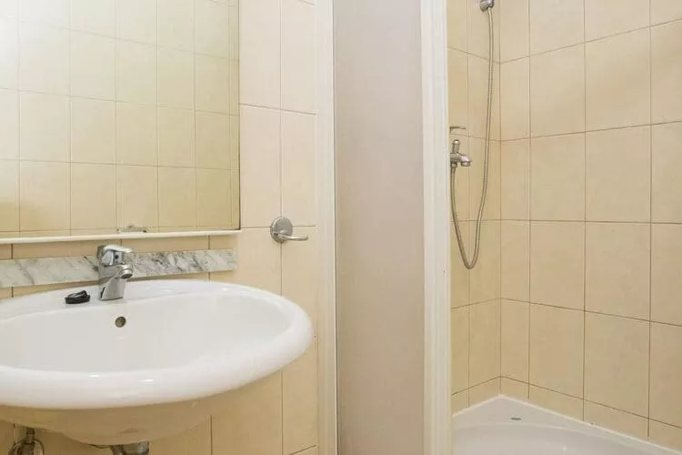 Apartments Vidak - One Bedroom Apartment with Balcony and Sea View - (A4)-Bathroom