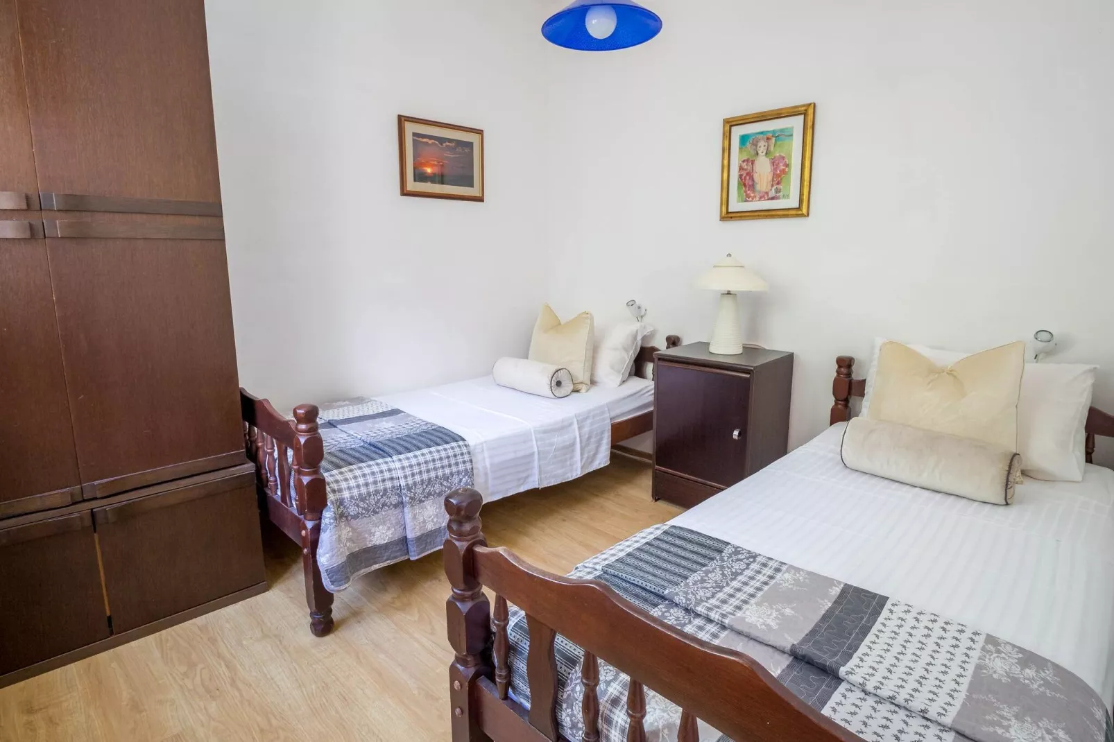 Apartment Karla - Two-Bedroom Apartment with Sea View-Schlafzimmer