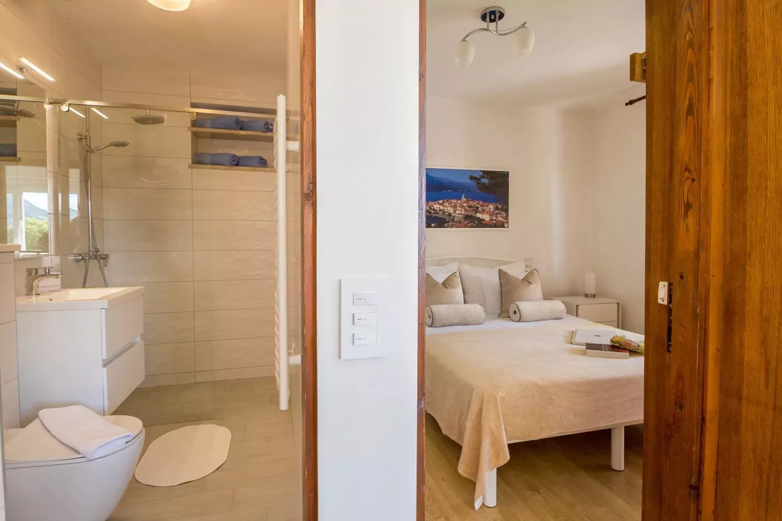 Apartment Karla - Two-Bedroom Apartment with Sea View-Schlafzimmer