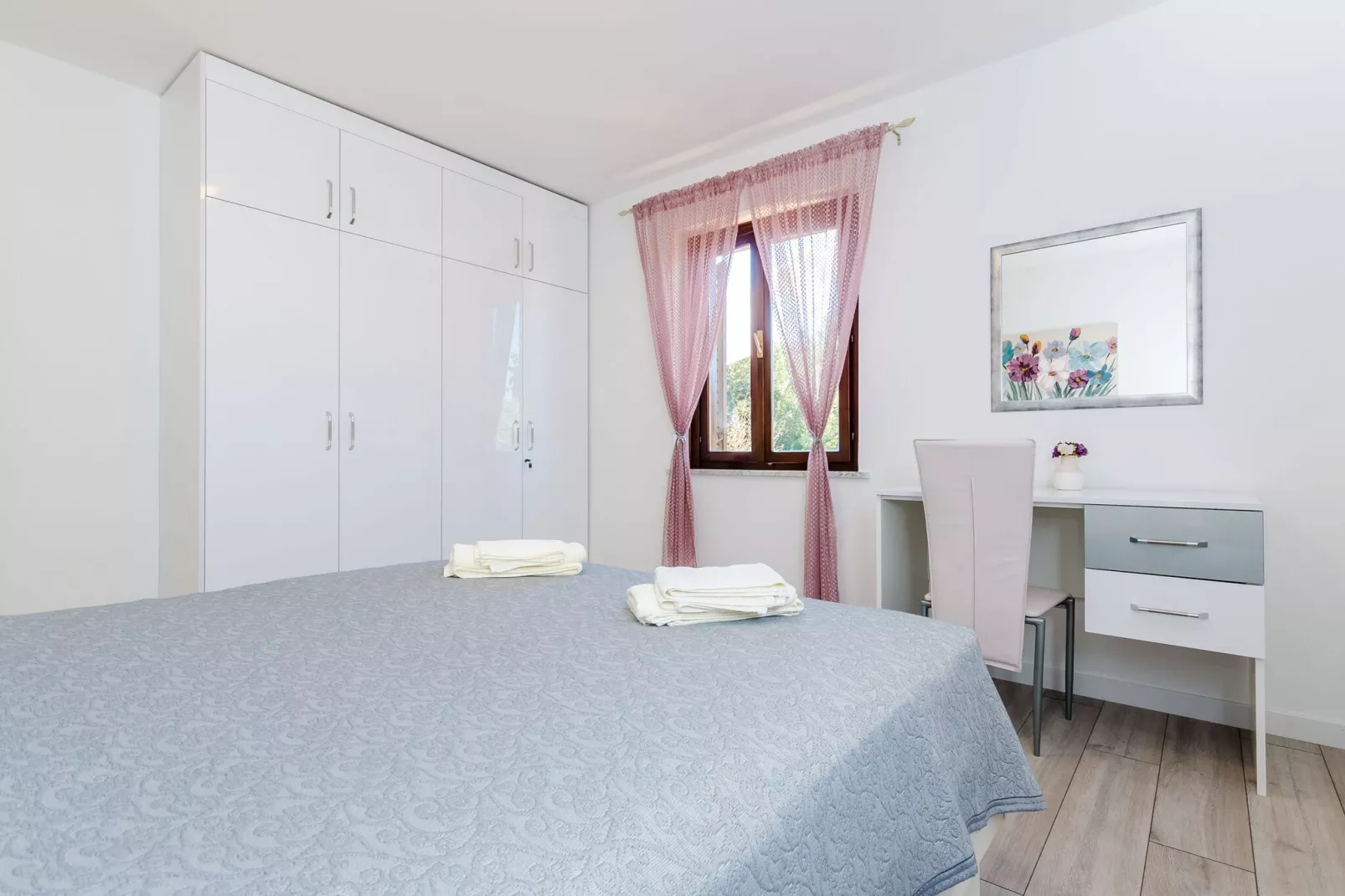 Apartment Veronika - One Bedroom Apartment with Terrace-Schlafzimmer