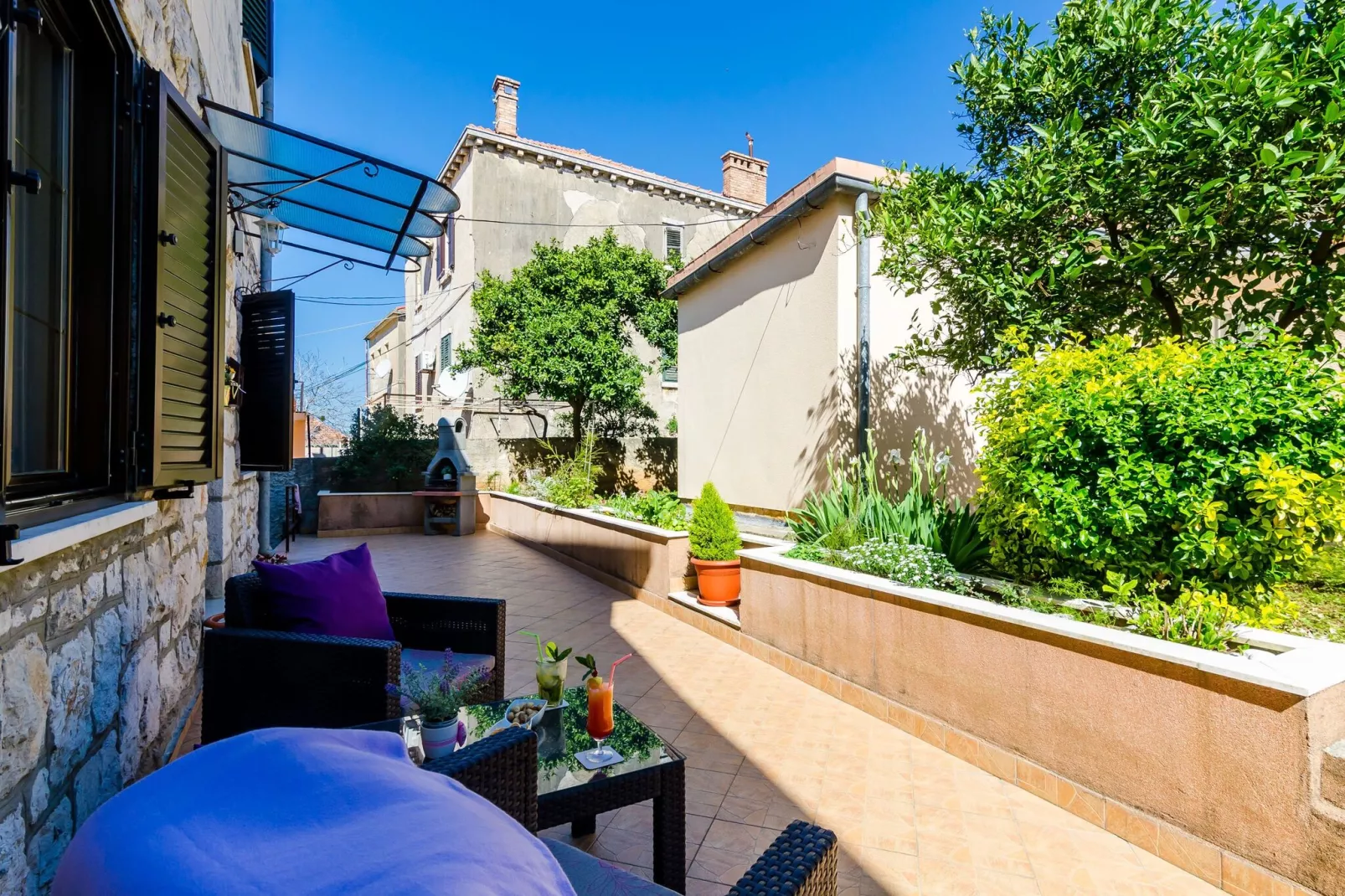 Apartment Veronika - One Bedroom Apartment with Terrace-Terrasse