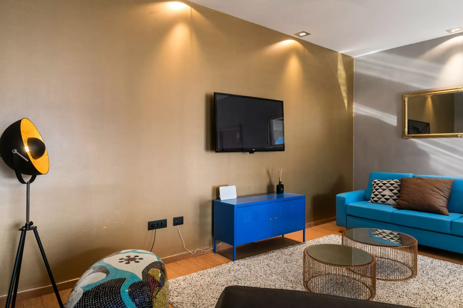 Apartment Frankie's Place - Two-Bedroom Apartment with Terrace and Sea View-Living room
