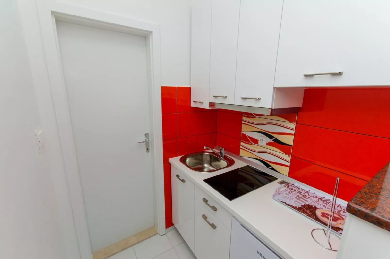 Apartments Ivana (TR) - Studio with Balcony and Sea View (A4)