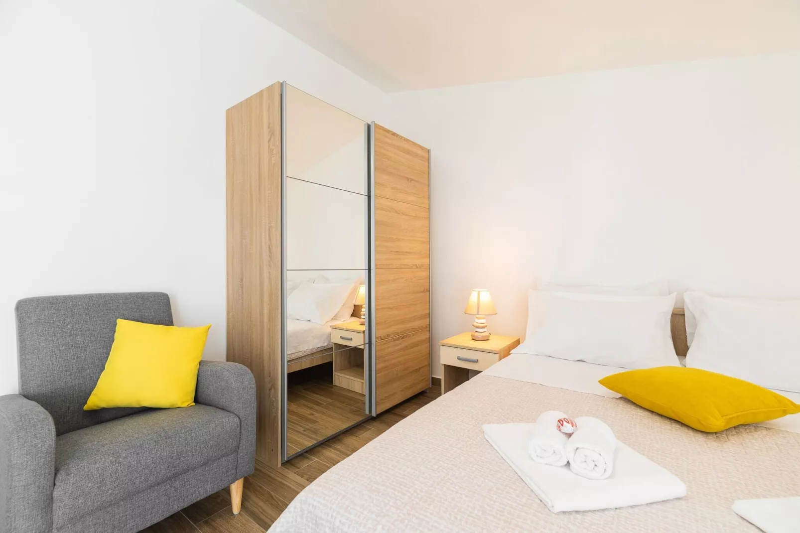 Fancy Apartments Dream - Standard One Bedroom Apartment with Balcony and Sea View ( 2 )-Bedroom