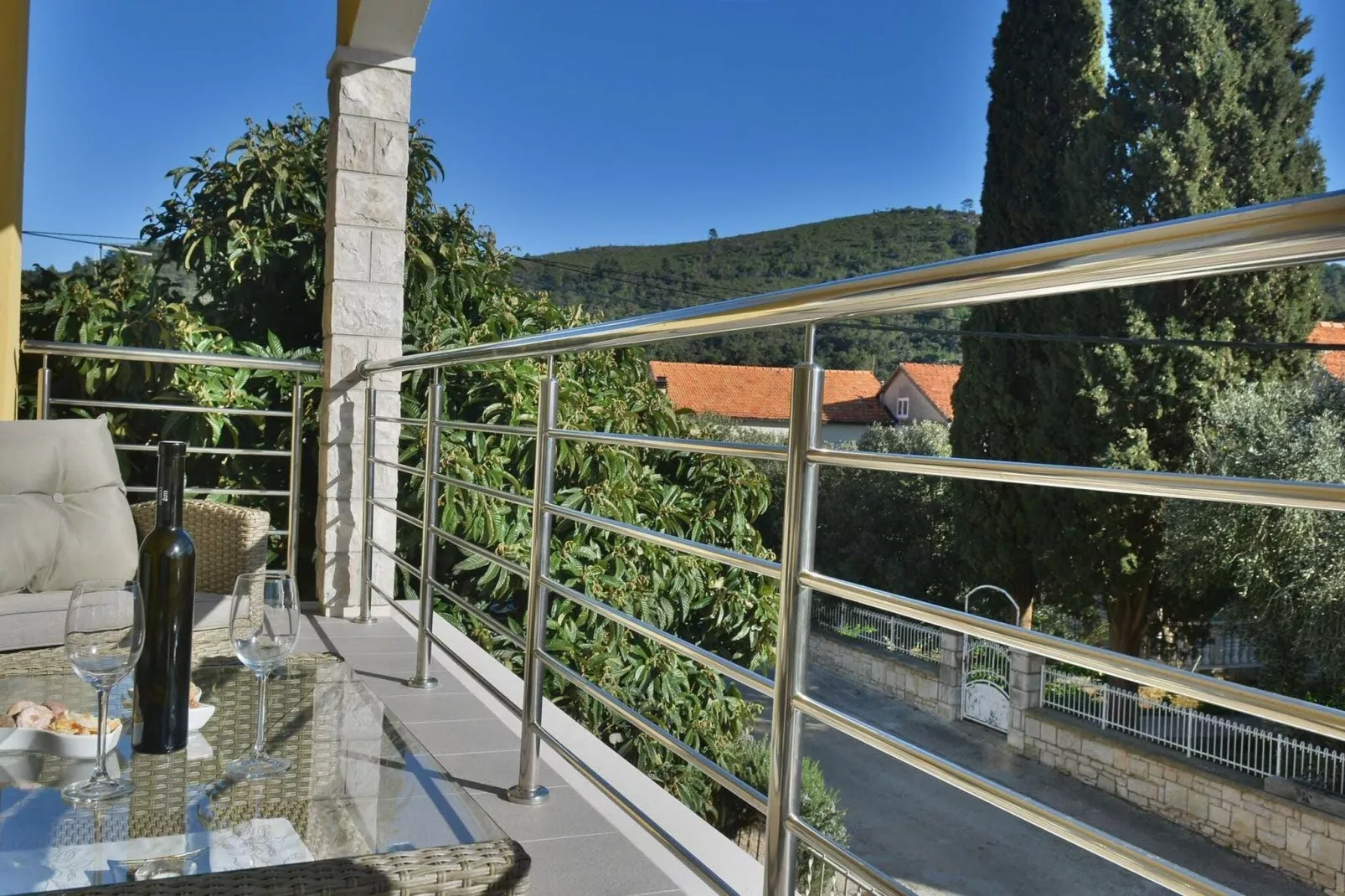 Fancy Apartments Dream - Modern One Bedroom Apartment with Balcony and Sea View ( 3 )-Terrace balcony