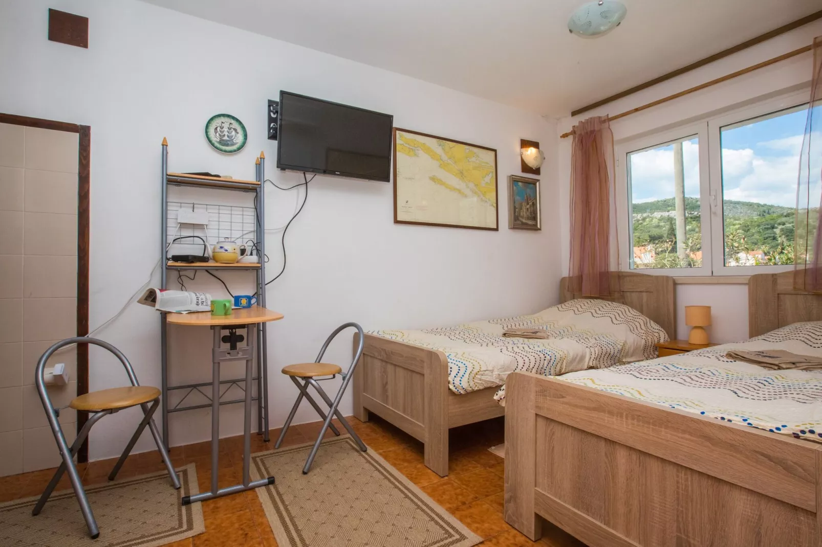 Seaside Studio - Studio Apartment with Private Beach and Sea View-Bedroom