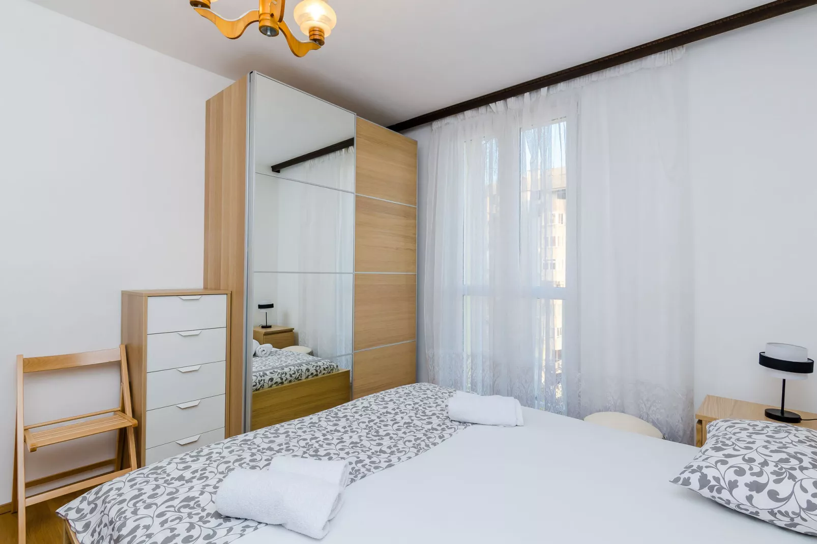 Apartment Boca - One Bedroom Apartment with Balcony and Sea View-Chambre