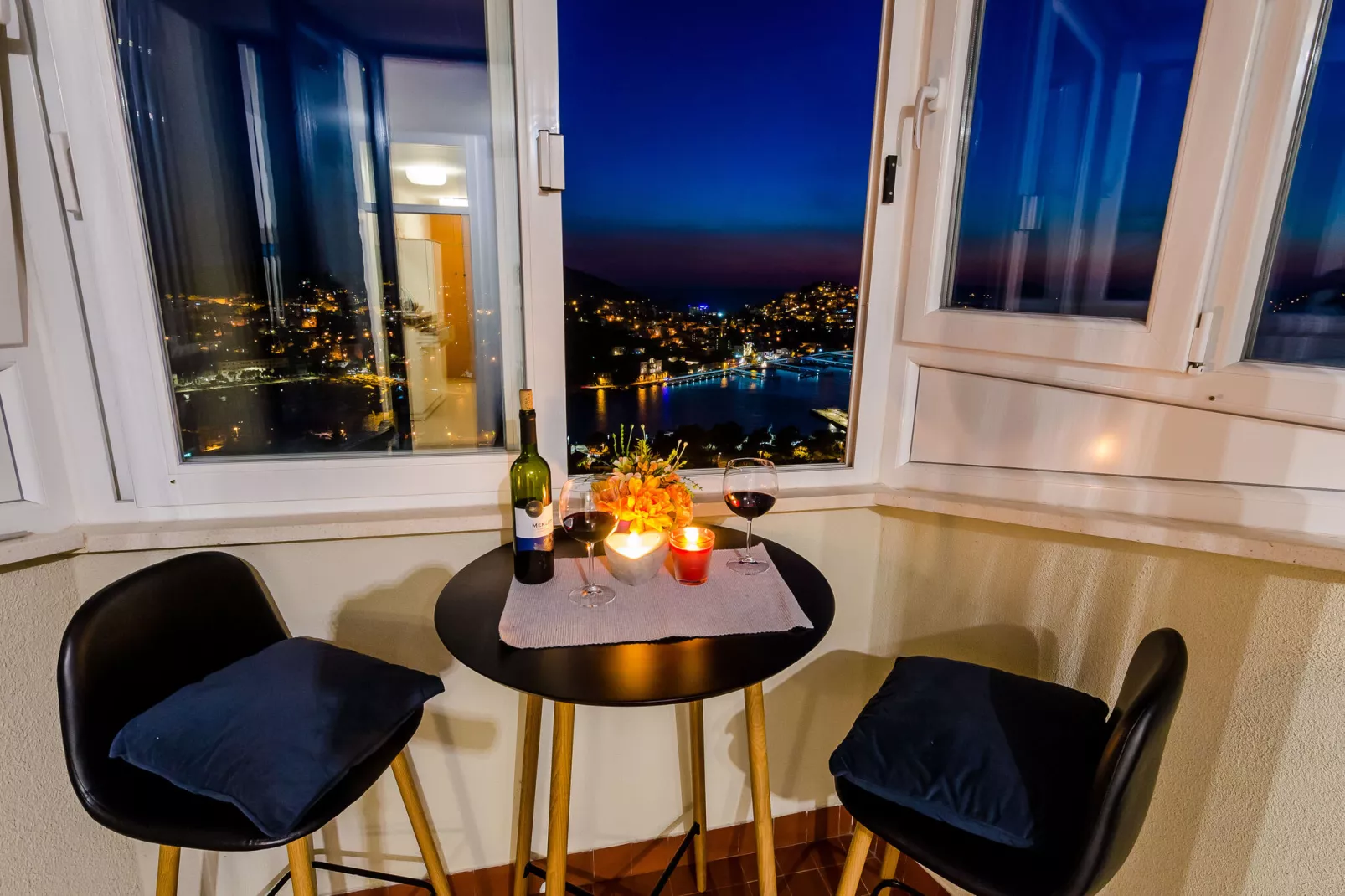 Apartment Boca - One Bedroom Apartment with Balcony and Sea View-Balcon-terrasse