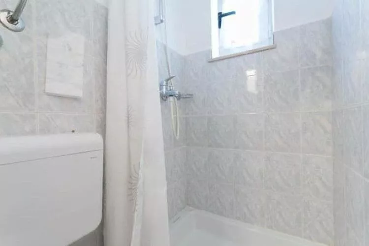 Apartment Anita (Gruž) - One-Bedroom Apartment with Balcony-Bathroom