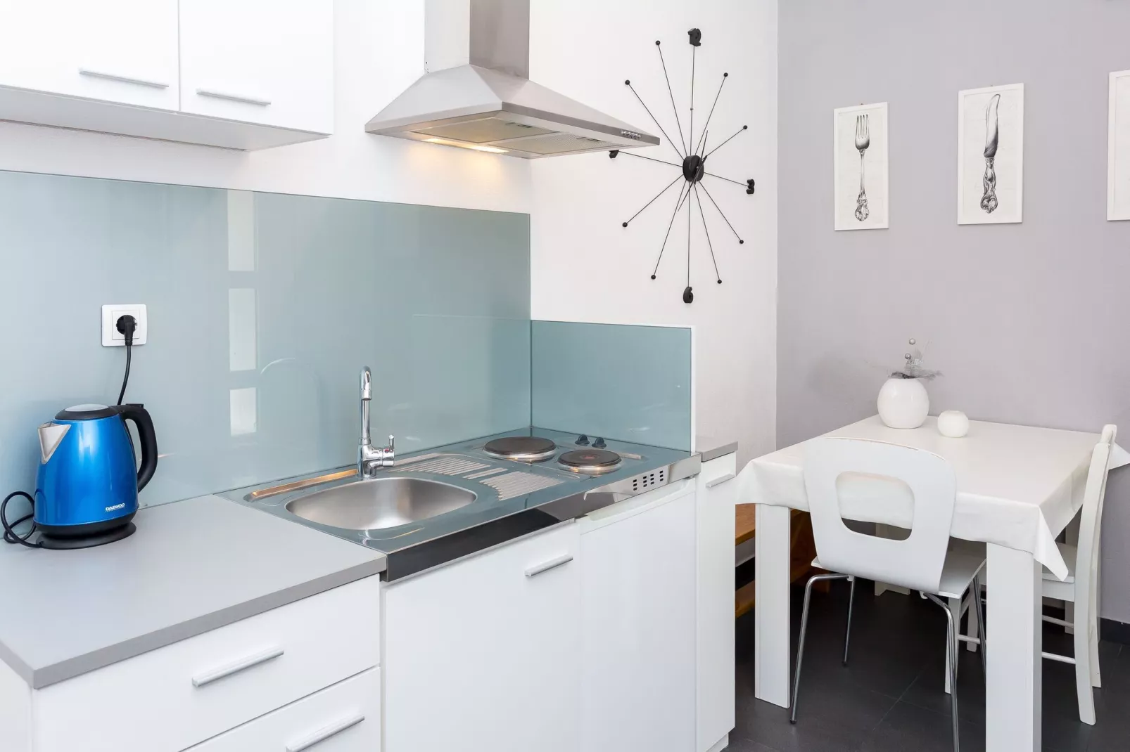 Apartments Magdales - Two Bedroom Apartment with Balcony A1-Kitchen