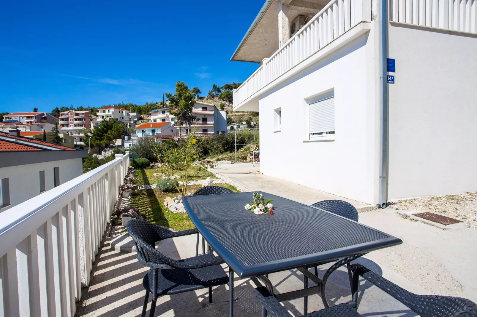 Apartments Magdales - Two Bedroom Apartment with Balcony A1-Terrace