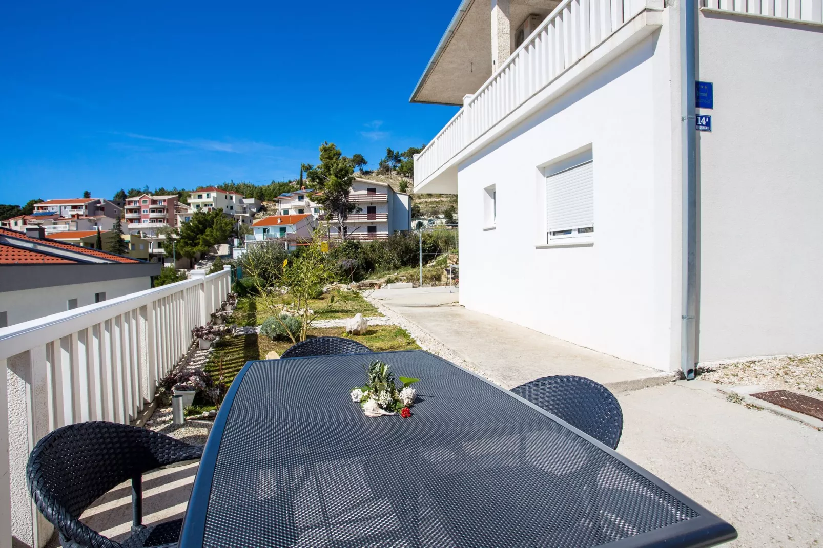 Apartments Magdales - Two Bedroom Apartment with Balcony A1-Terrace