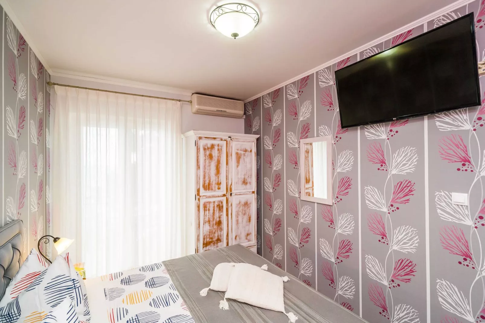 Apartment Villa Palma- Studio Apartment with Balcony and Sea View (Studio apartman 1)-Bedroom